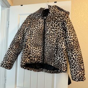 Leopard puffer jacket